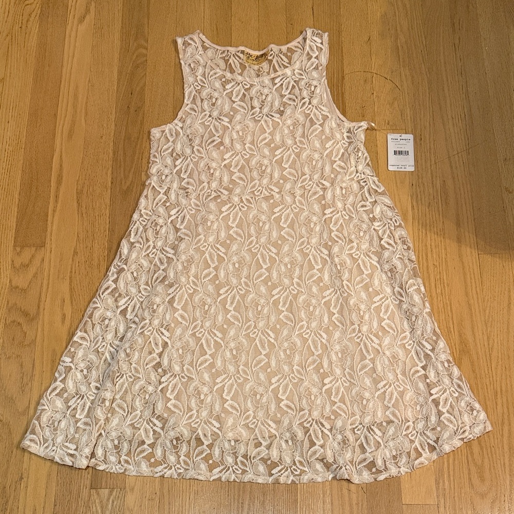Free People NWT Alabaster Lace Mini Dress size large